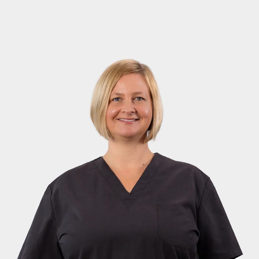 Portrait Linda Kacsir, Praxisinhaberin, dipl. Physiotherapeutin MSc